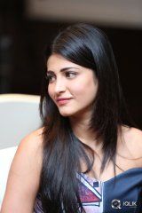 Shruti Haasan Interview About Srimanthudu